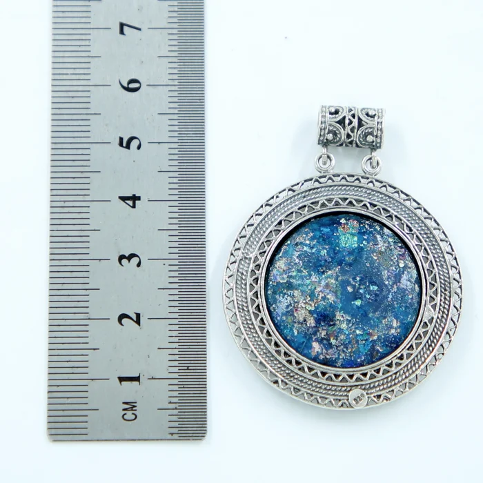 Pendant - Roman Glass Fragment Set in Intricate Sephardic Filigree Design, 925 Sterling Silver - Image 2